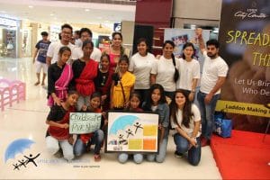 Logix_mall_amity_students